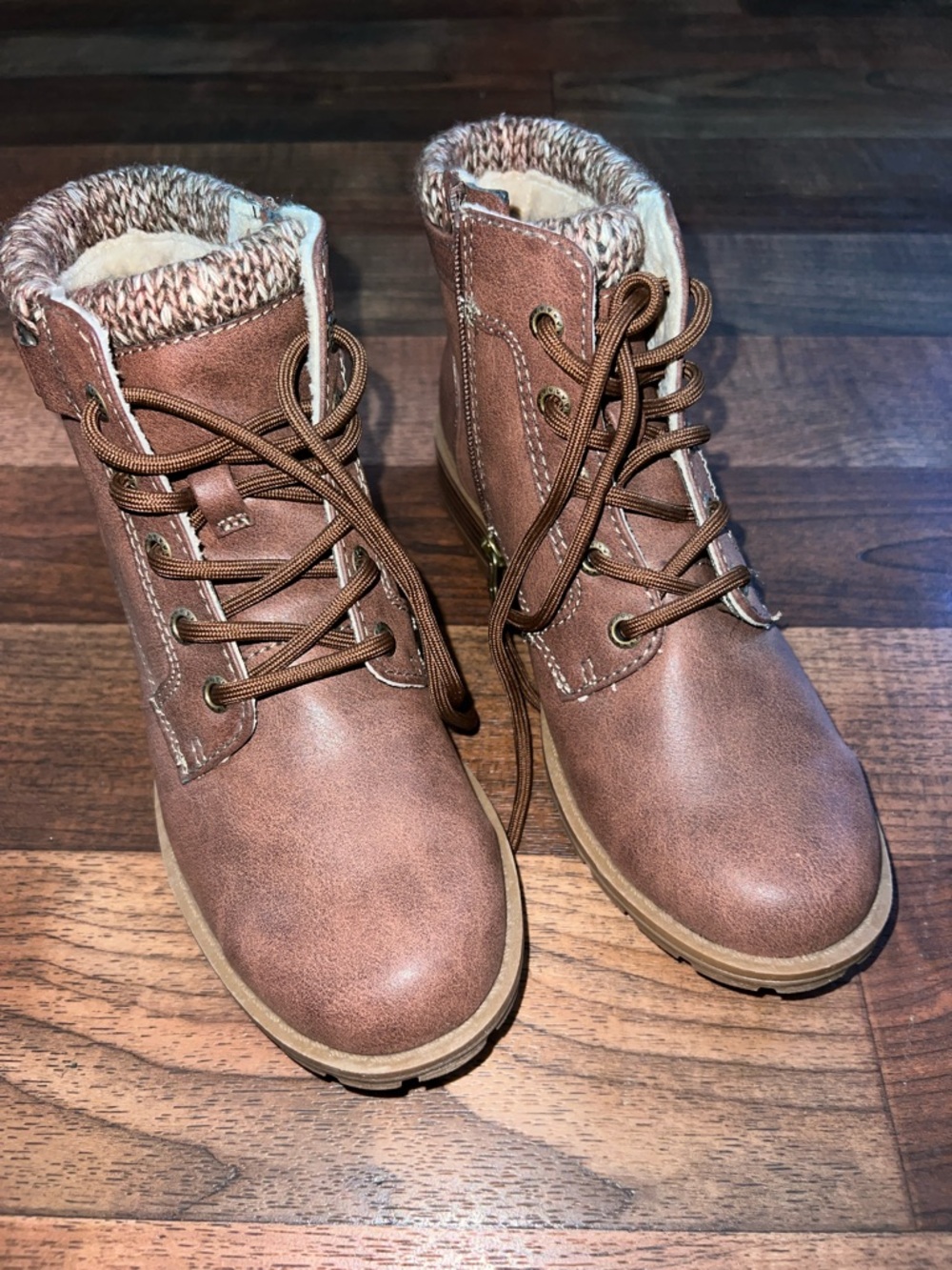 Sporto Rustic Brown Lace-Up Ankle Boots with Knit Collar